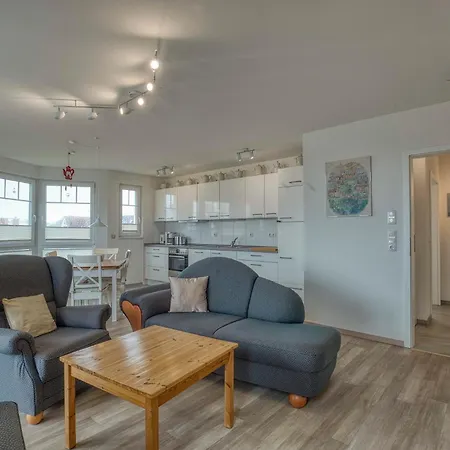 Stettiner Str17a Whg 8 *